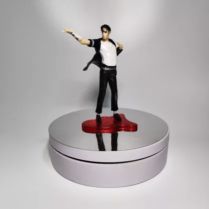 Michael Jackson – Black or White